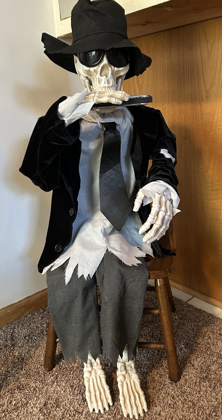 37” Elwood Bones Blues Brother Harmonica Playing Skeleton Halloween Prop w/Sound