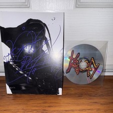 Travis Scott’s “Utopia” Magazine W/ “Utopia” CD Bundle picture