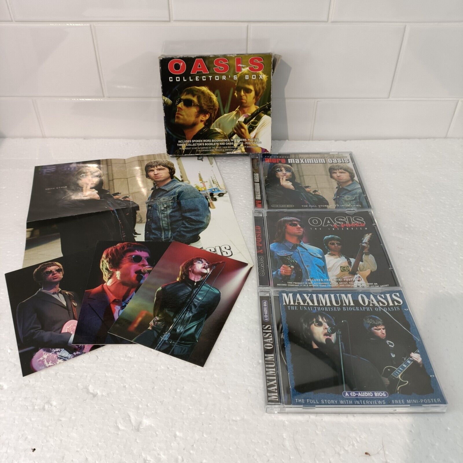 Oasis Biography Collectors Box Postcards Poster Cd Audiobook 