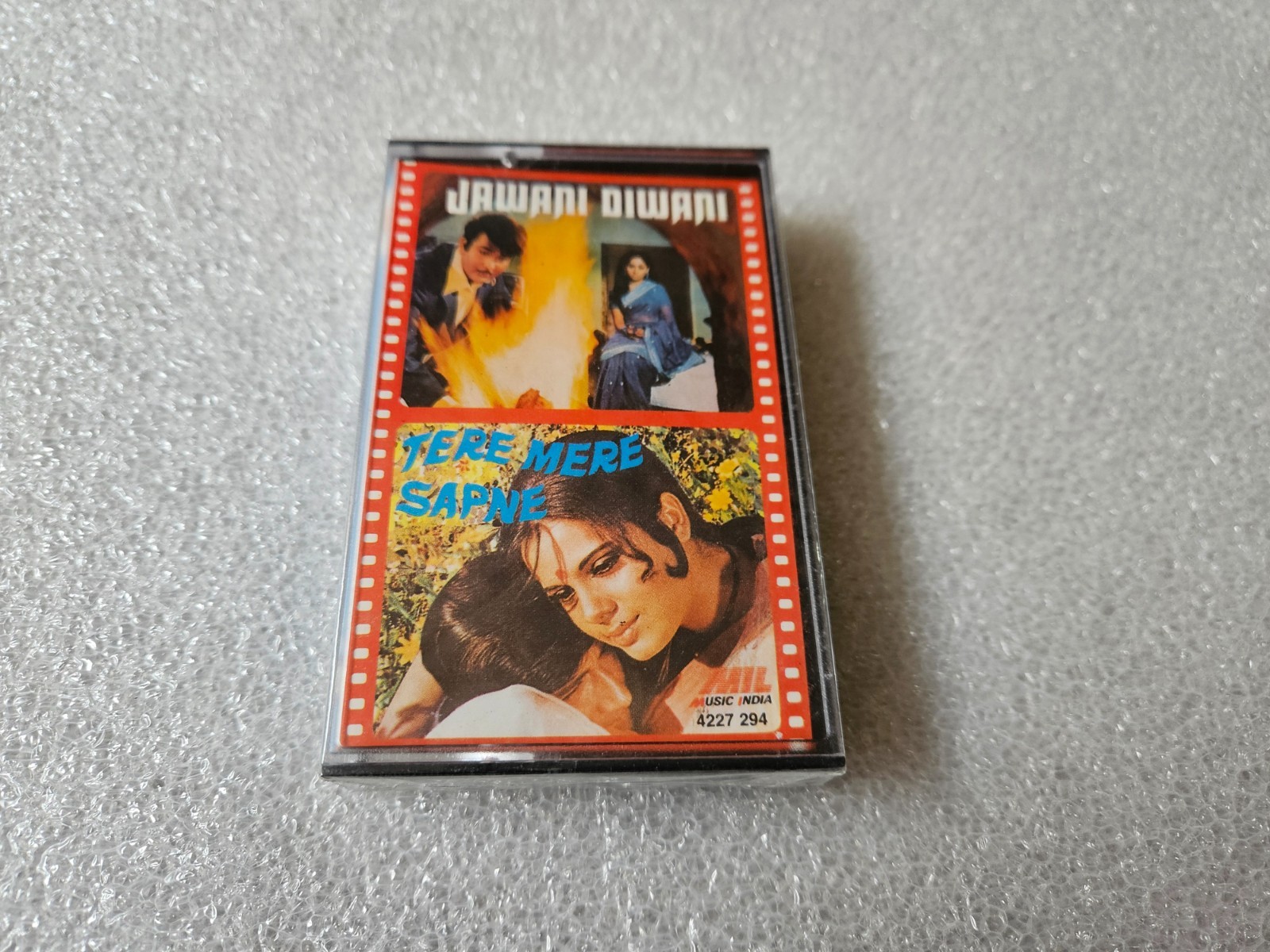 Jawani Diwani / Tere Mere Sapne Hindi Bollywood Audio Cassette Not CD