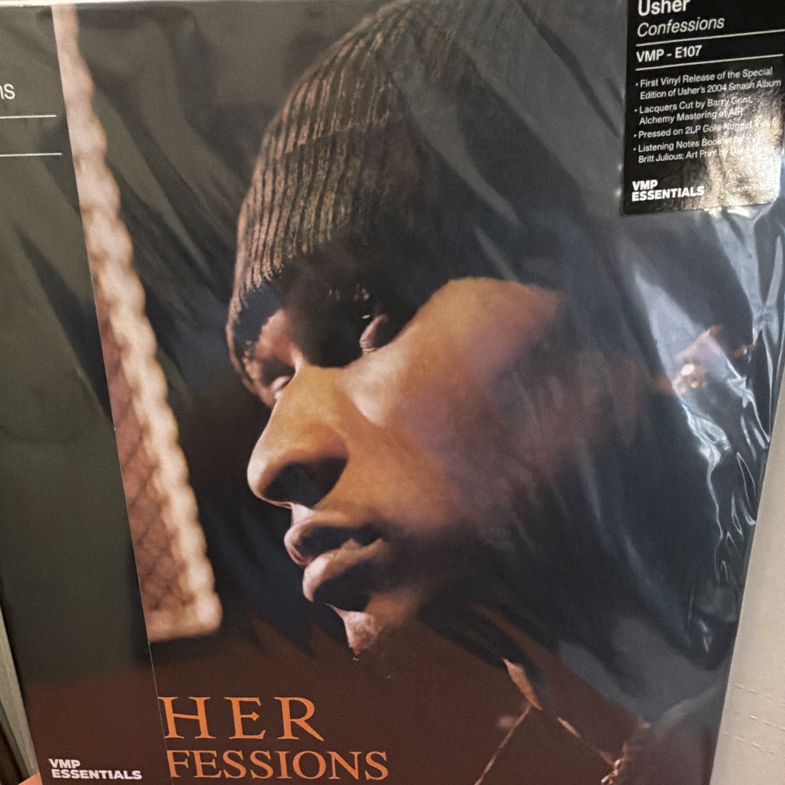 Usher Confessions VMP Essentials 2LP Gold Colored Vinyl Special Ed VMP-E107