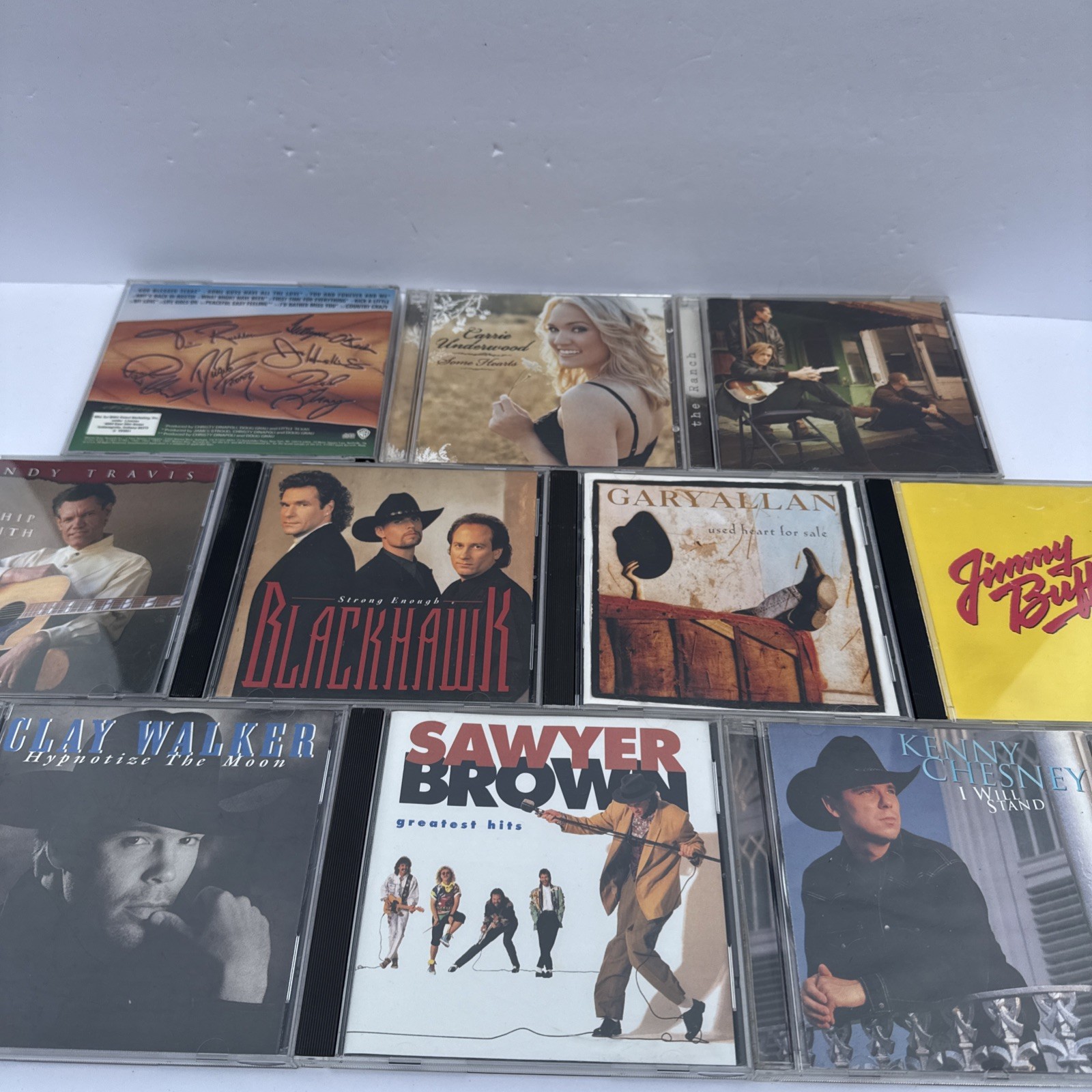 Country random lot of CDs good condition