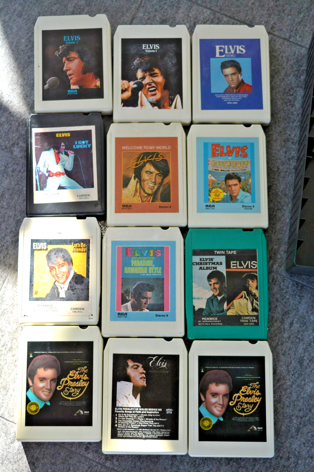 Lot of 12 Vintage Elvis Presley 8 Track Tapes w/ Storage Case Rock n' Roll Music