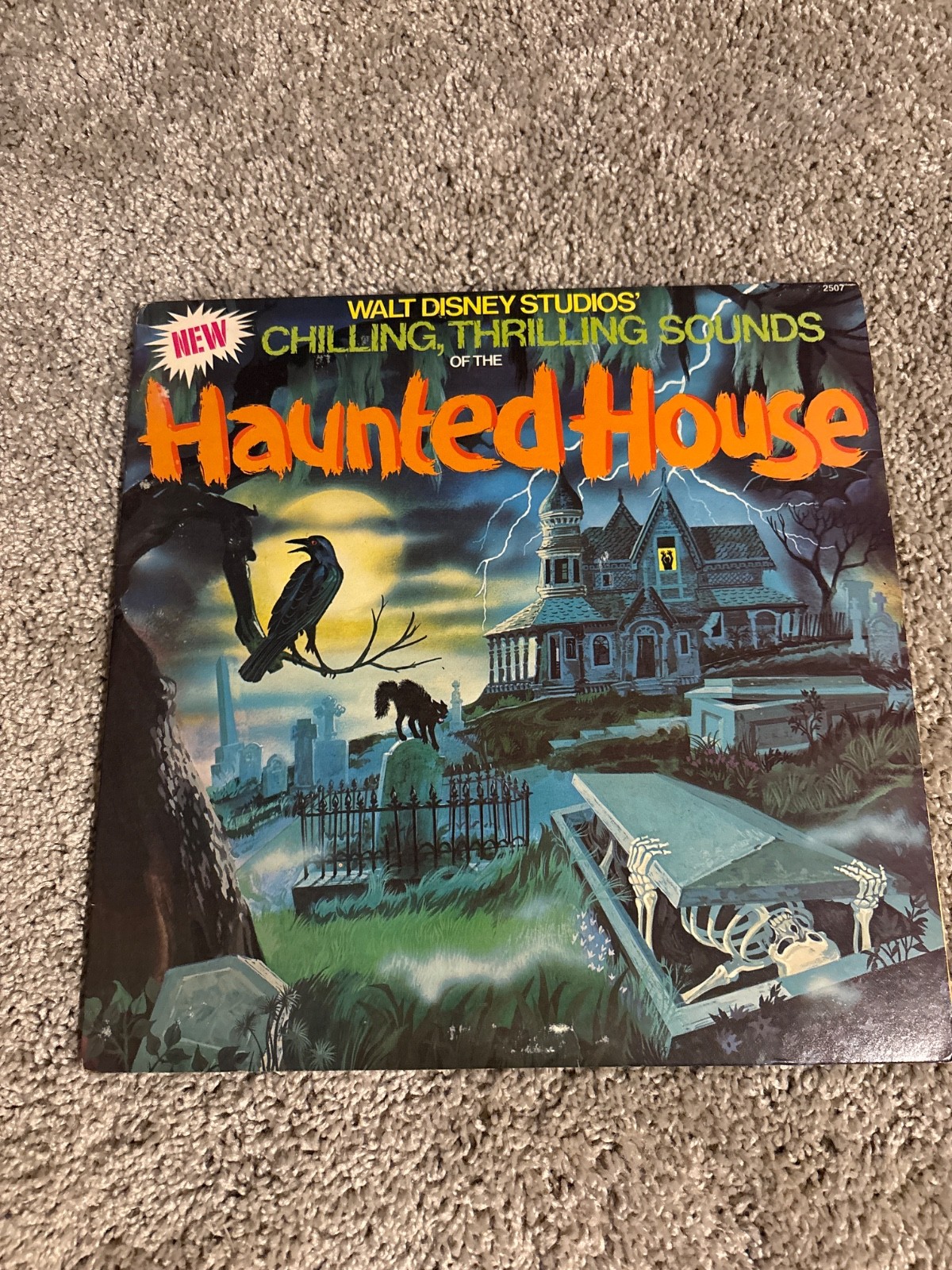Disney Chilling Thrilling Sounds of the Haunted House LP Disneyland 2507
