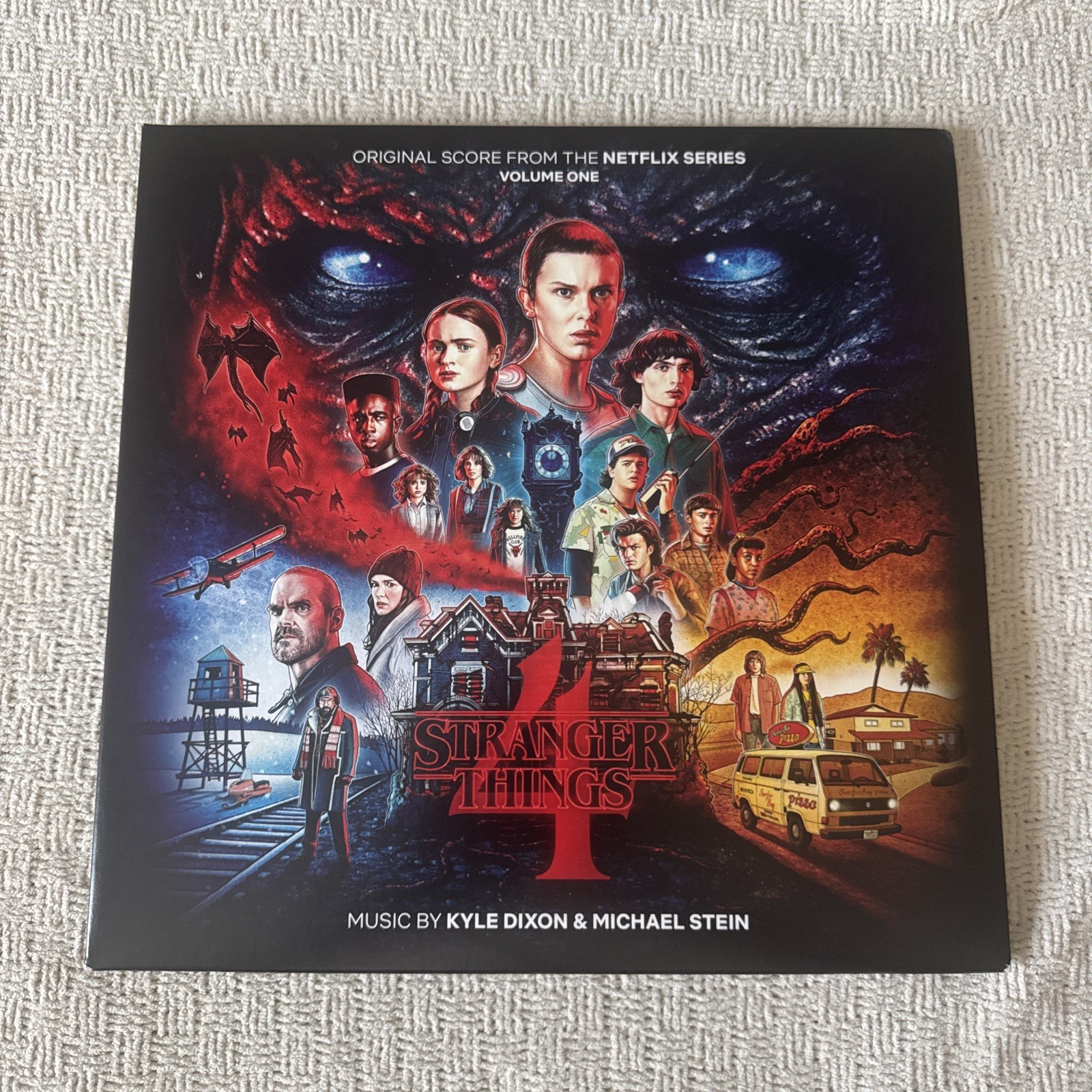 Stranger Things 4 Vol 1 2LP Limited Edition Max’s Blue Vinyl NM Dixon Stein