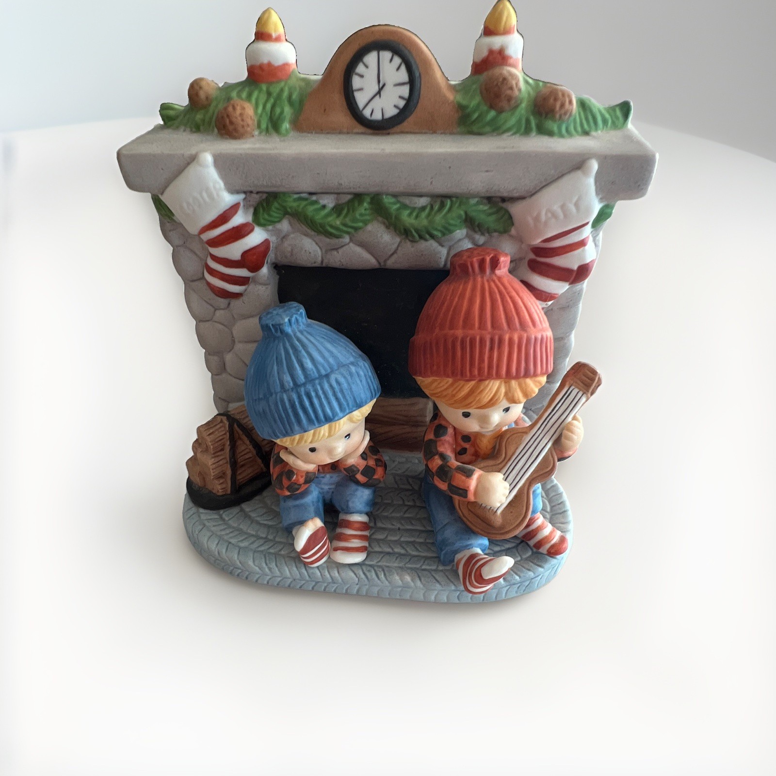 Vintage 1980 Enesco White Christmas Fireplace Music Box Figurine - Tested