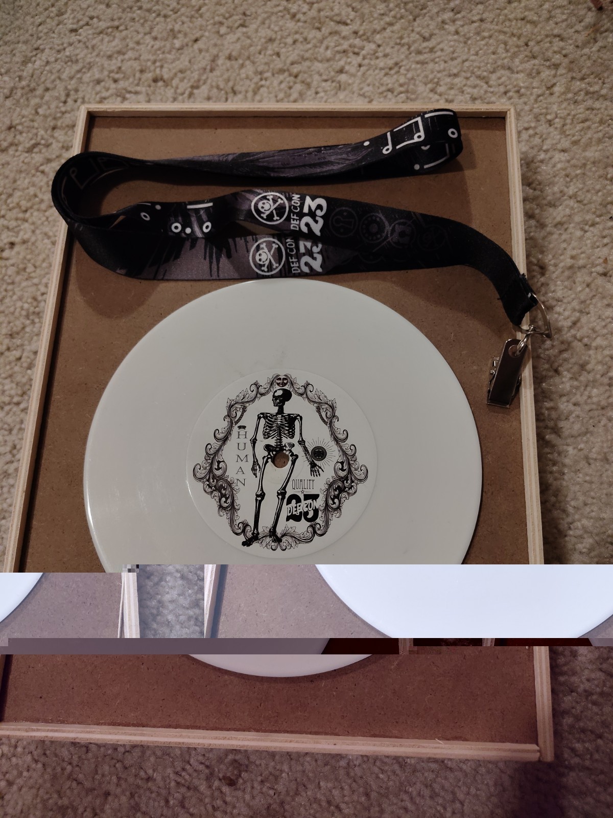 DEFCON 23 Human Badge Vinyl Record W/ Lanyard
