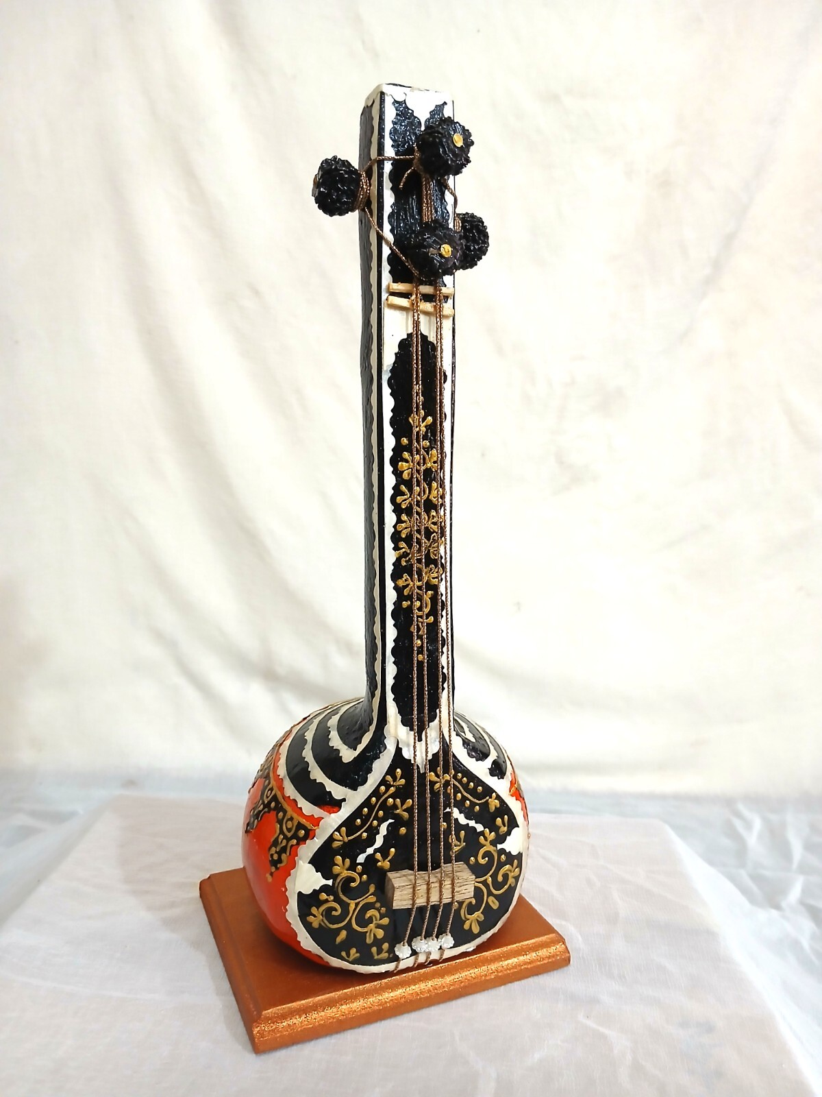 Wooden Decorative Tanpura Musical Instruments Miniature showpiece for home décor