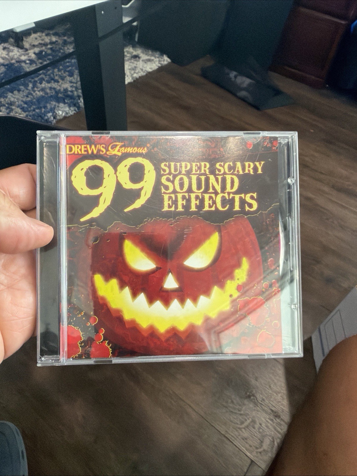 Various 98 Scary Sounds Halloween Sound Effects CD 2011 Columbia River
