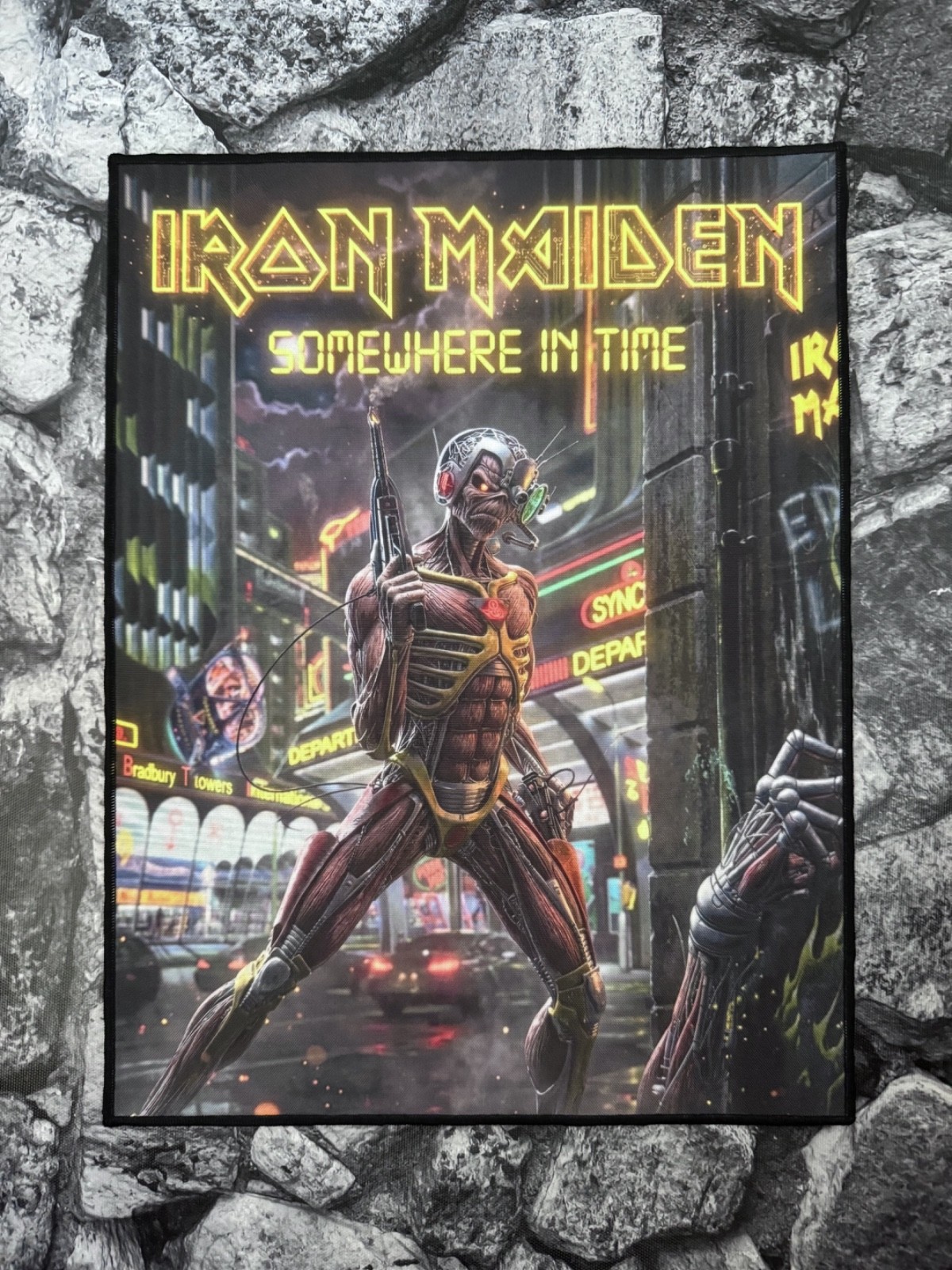 LARGE SEW ON PRINTED JACKET BACK PATCH ~ 11 x 14.5 INCHES ~ IRON MAIDEN