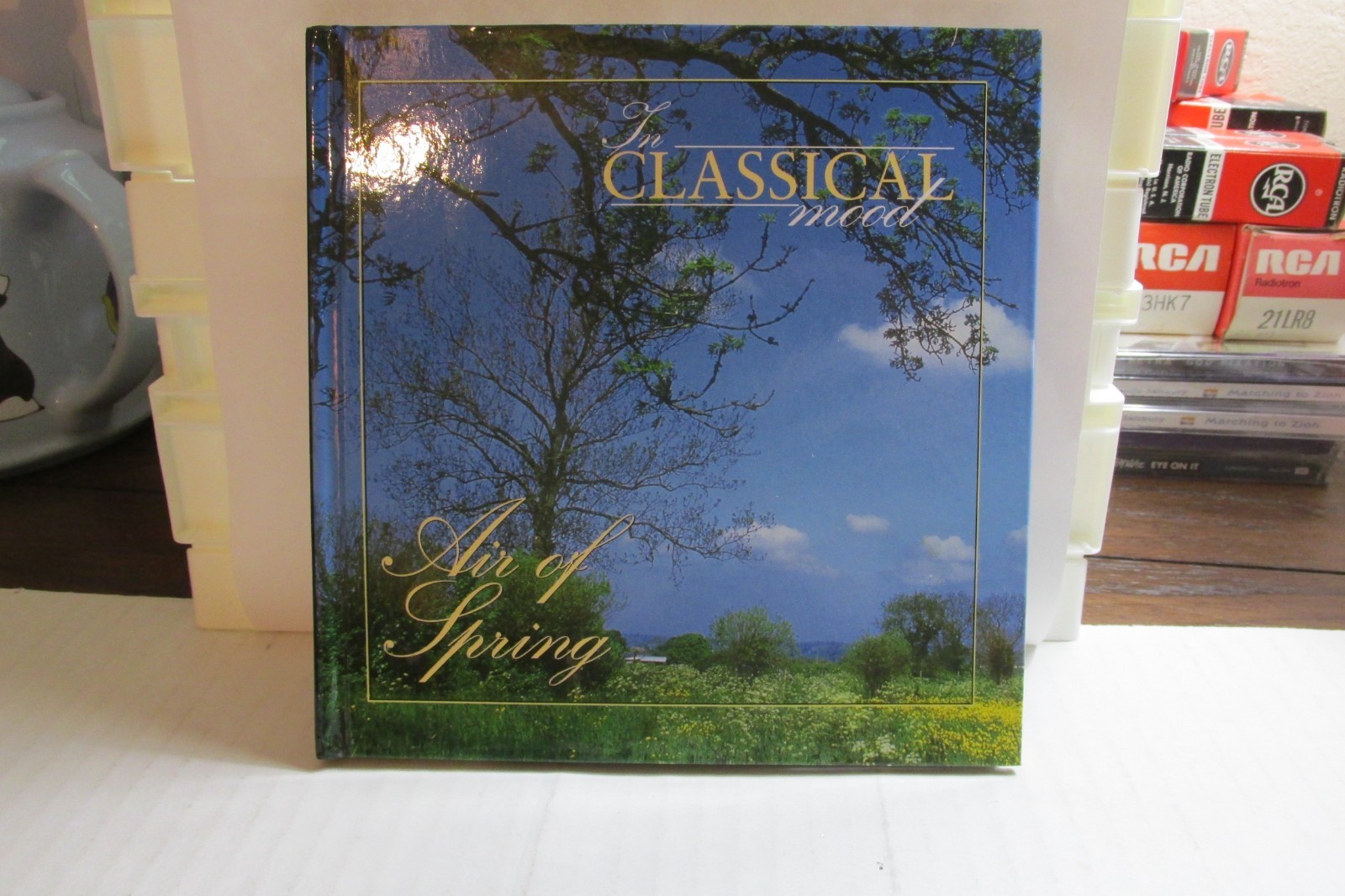 Vintage The Classical Mood (CD + Guide)  # 7    Air of Spring