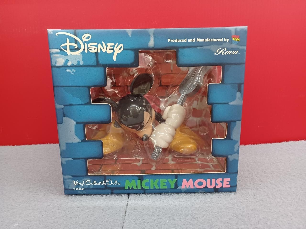 MEDI COM TOY Mickey Mouse Guitar Ver Used