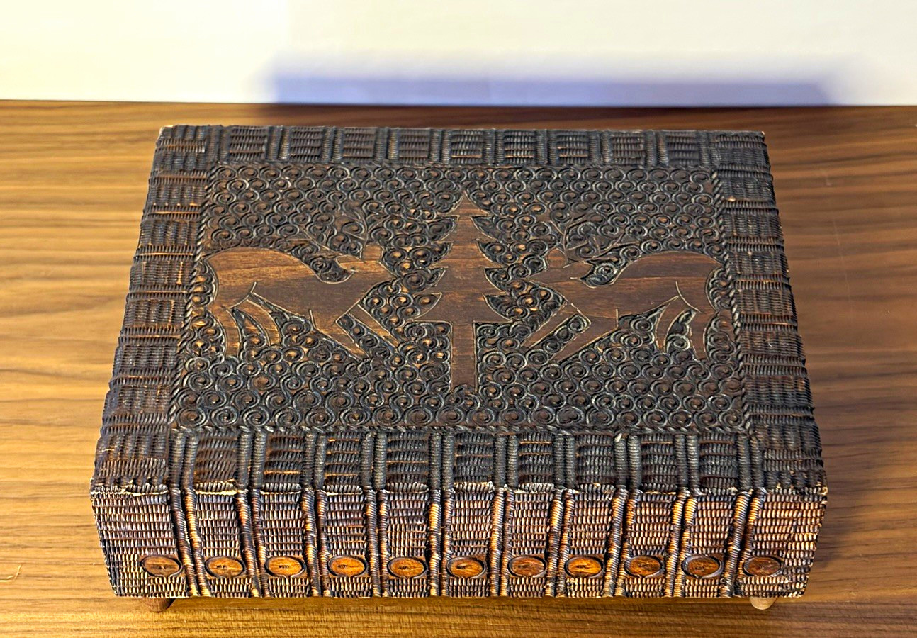 Vintage Reuge Swiss Music Box Polish National Anthem Carved Wood Horse Folk Art
