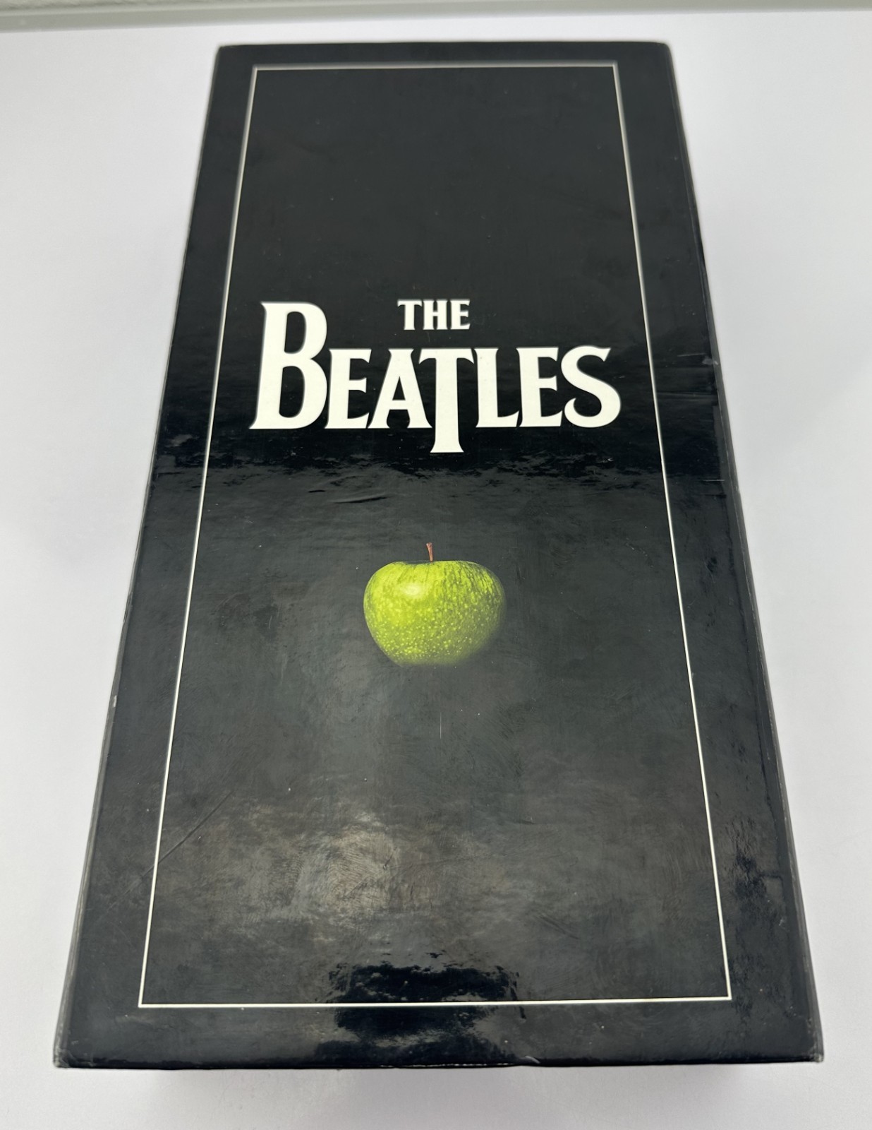 2009 Beatles Stereo Box Set 11 Albums + Past Masters + Mini Documentary DVD