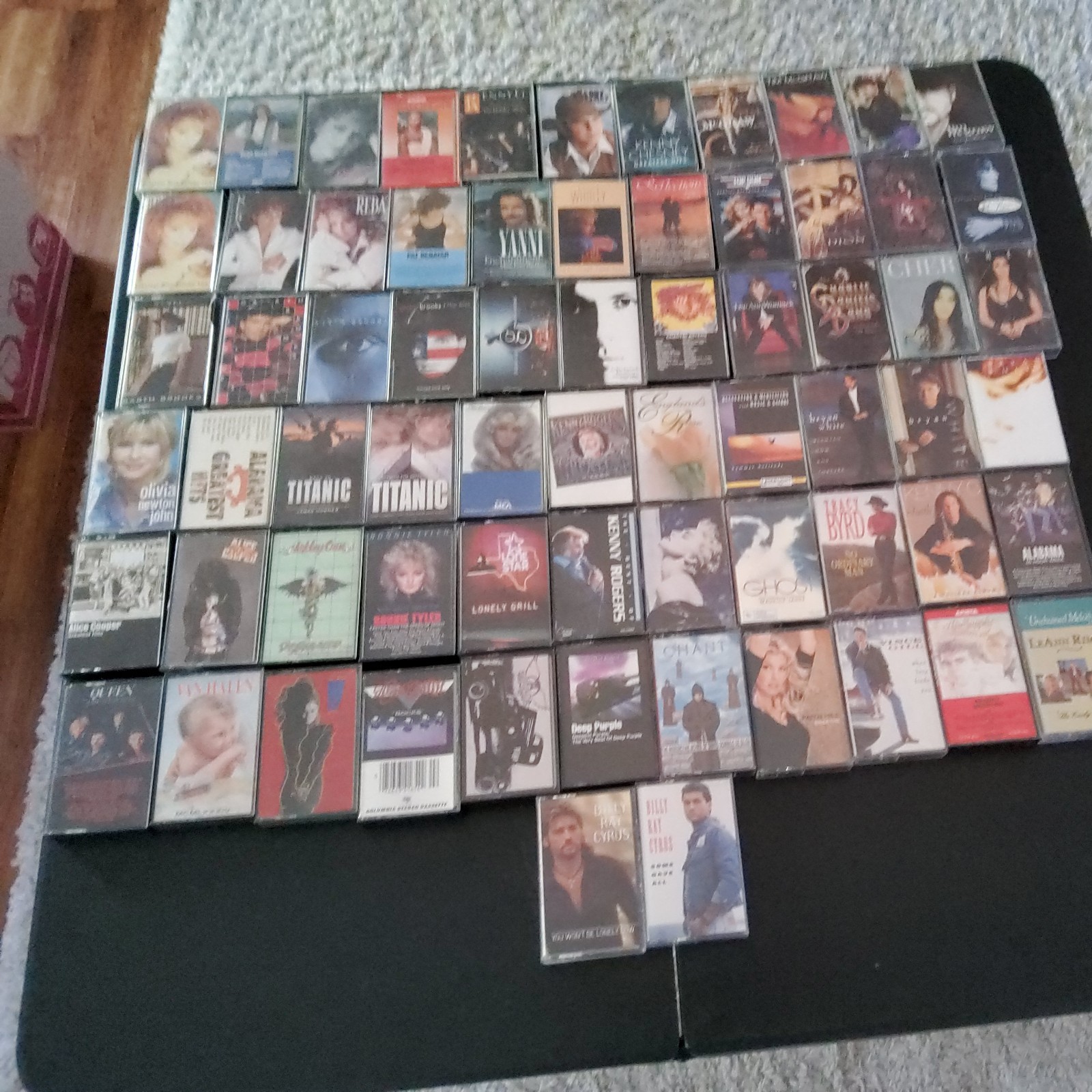 Vintage - 83 Various Classic Genre Cassettes (with singles) Country, Rock, etc.