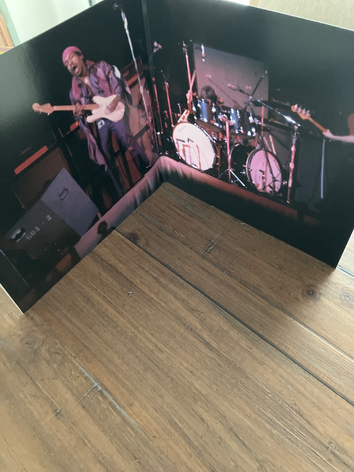 NICE MINT- The Jimi Hendrix Experience Los Angeles Forum - April 26, 1969 - LP