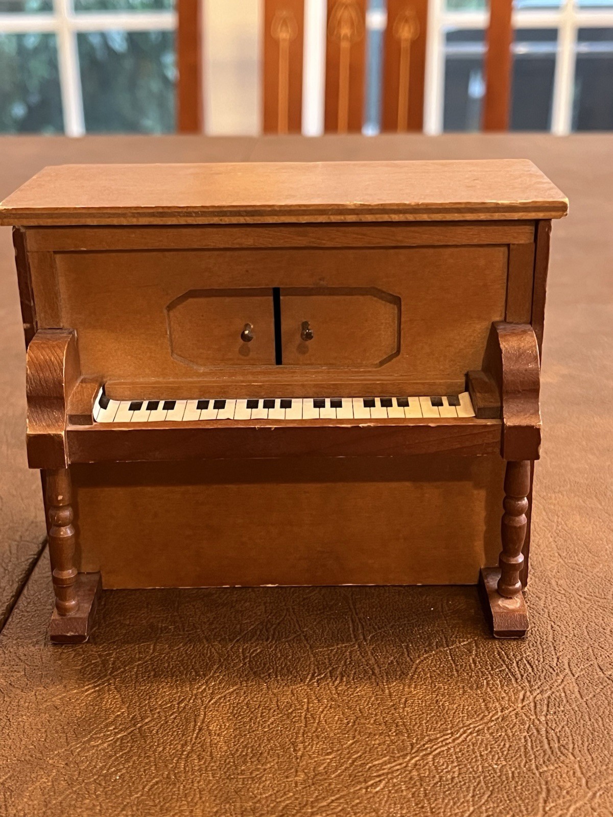 Vintage 1970’s Wooden Dollhouse Piano Music Box. Works. Plays The Entertainer 
