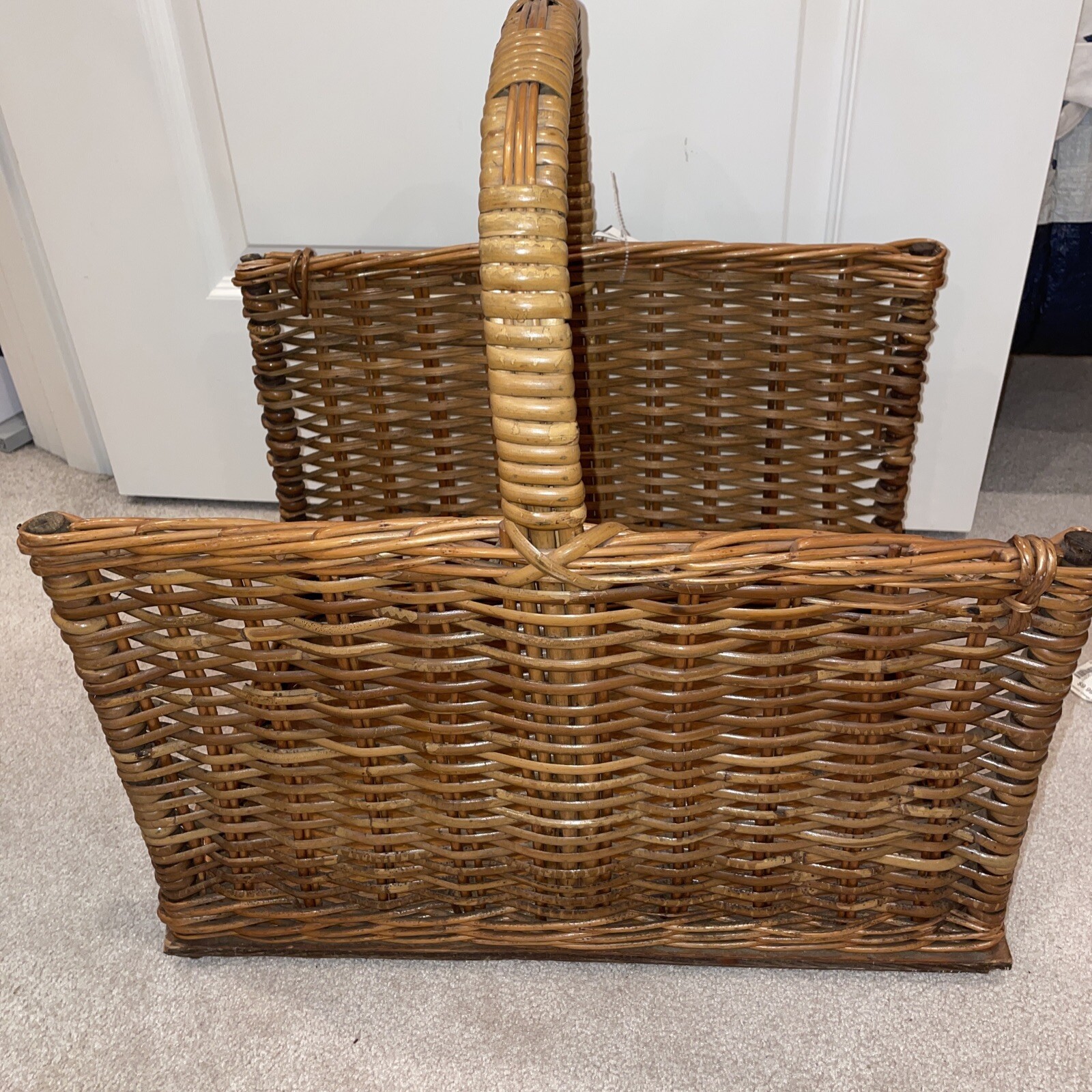 Vintage Wicker  Footed Vinyl Album Magazine Rack Stand Firewood Holder 17x13x18”