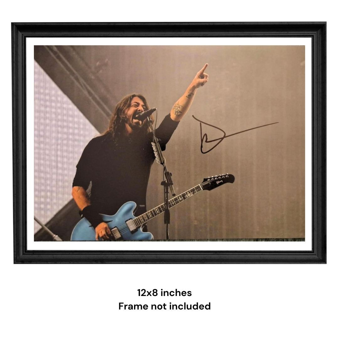Dave Grohl Foo Fighters Autograph Rock Star Hand Signed Photo COA & PSA Approved