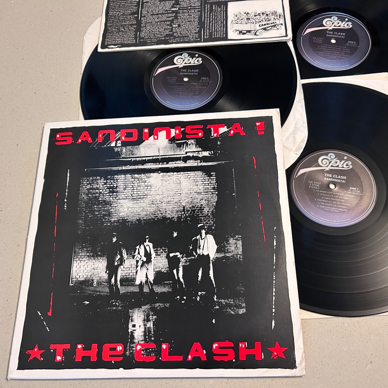 (NM) THE CLASH \