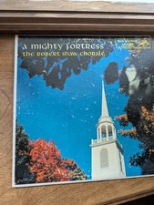 Robert Shaw Chorale - A MIGHTY FORTRESS  RCA Victor (LM-2199) LP 33 Vinyl VG+/EX picture