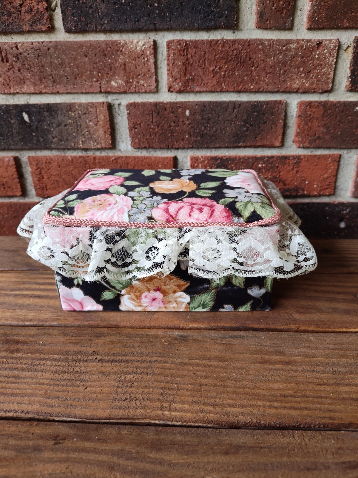 Vintage '89 Fabric Music Box San Francisco Music Box Company Floral Wind Up WORK