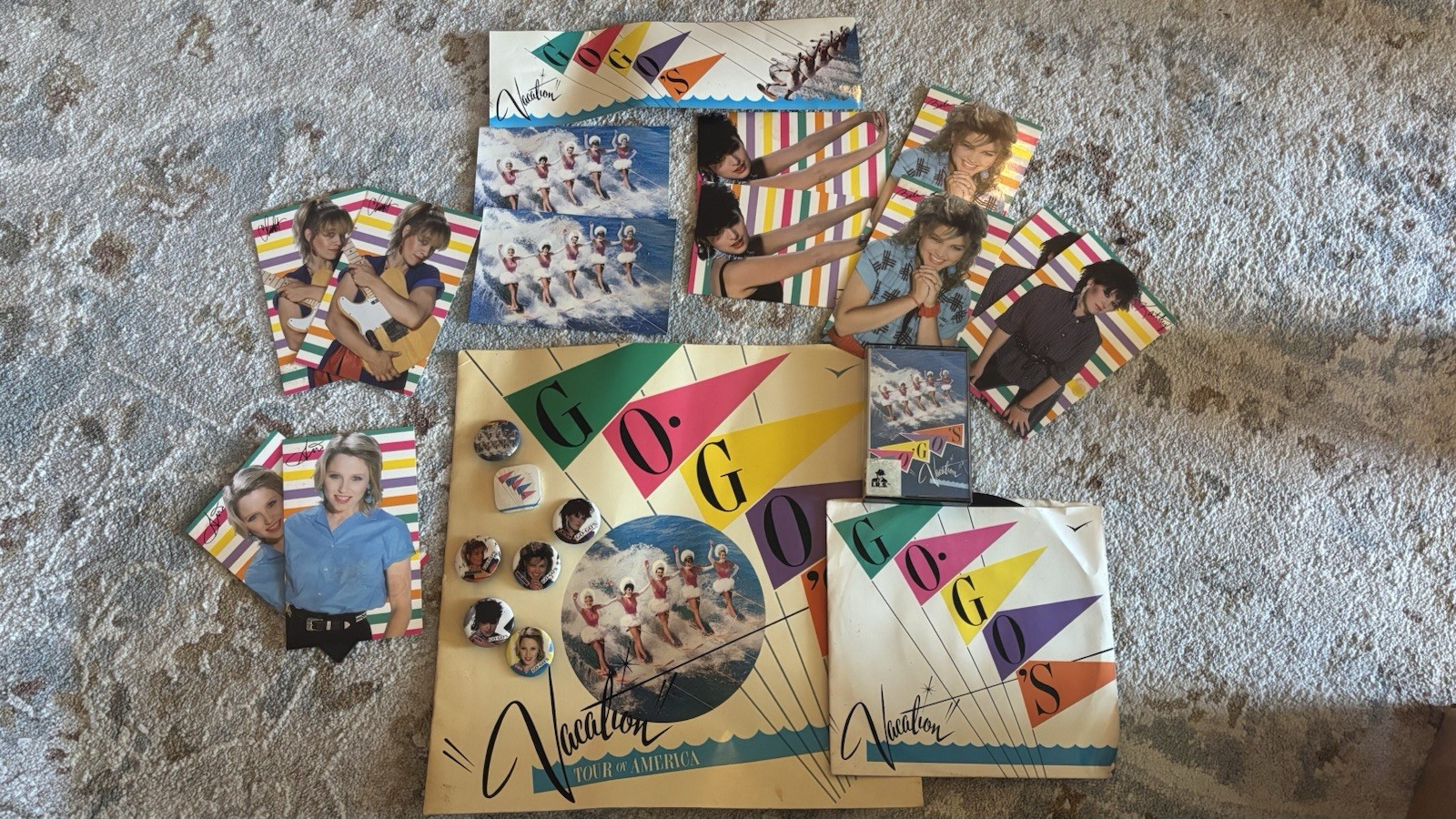 Go Go’s Vintage Vacation Mega Pack