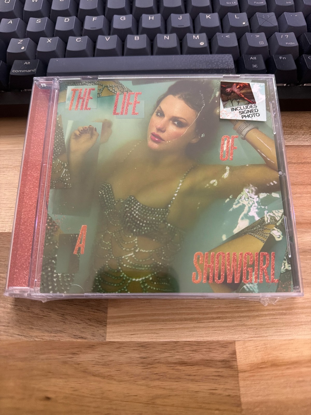 THE LIFE OF A SHOWGIRL CD + HAND SIGNED PHOTO 2 Sealed