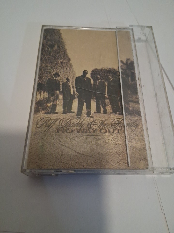 Vintage Puff Daddy & The Family Cassette No Way Out 1997 Hip Hop Clear Bad Boy