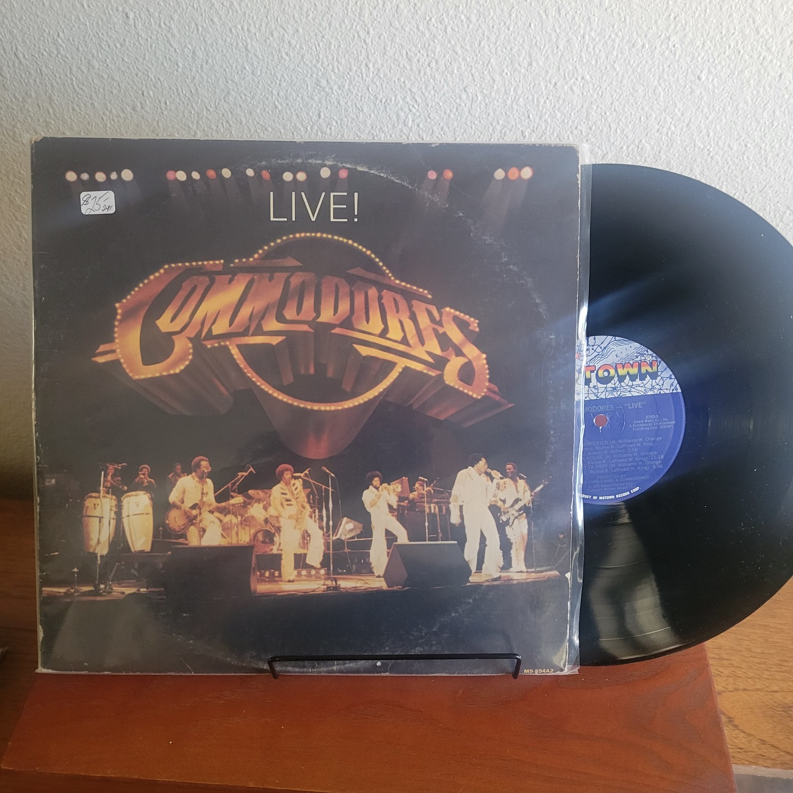 COMMODORES LIVE 12