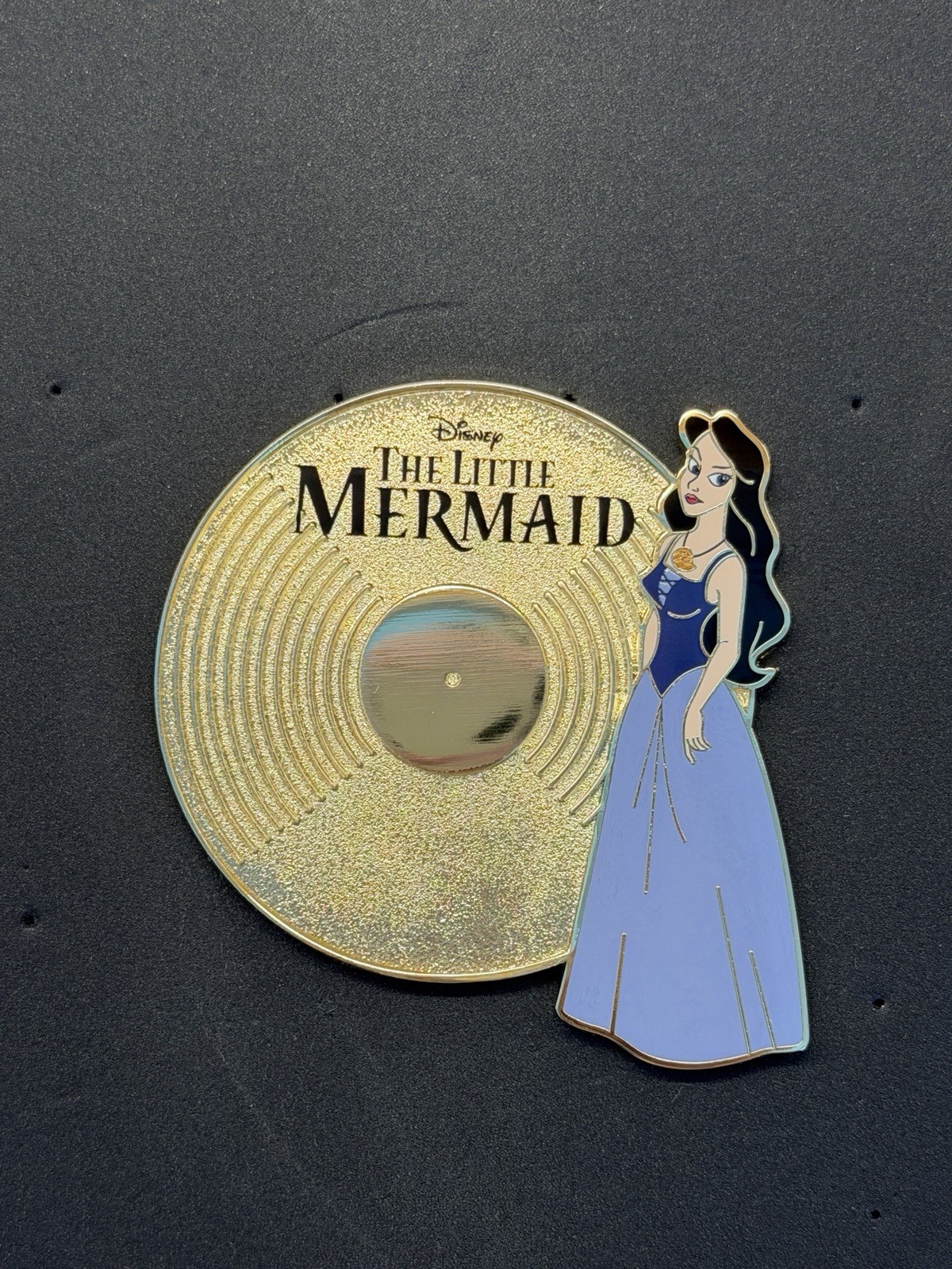 PALM The Little Mermaid Vanessa Pin Gold Record Vinyl Signature Edition LE 150