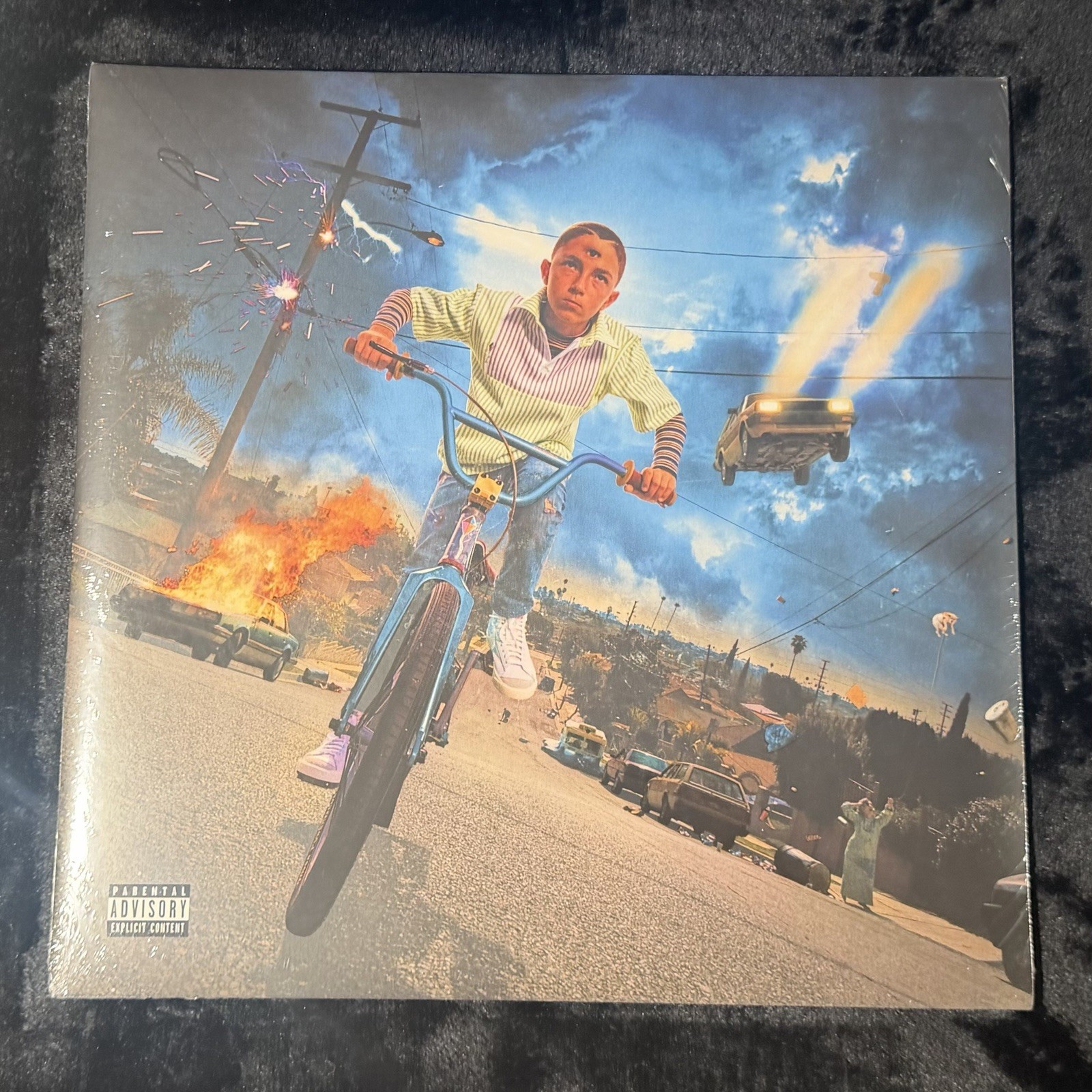YHLQMDLG Vinyl Bad Bunny Rimas AUTHENTIC