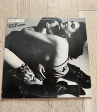 SCORPION LOVE AT FIRST STING 1984 HARD ROCK HEAVY METAL  LP 0501 picture