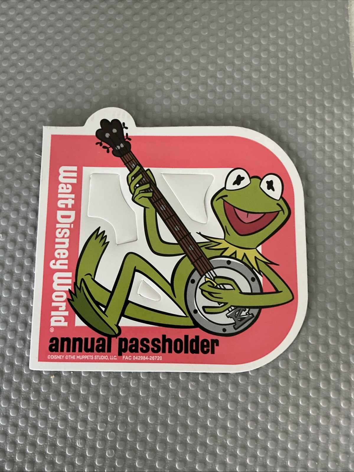 Authentic 2026 Disney Kermit The Frog Annual Passholder Magnet Muppets Banjo WDW