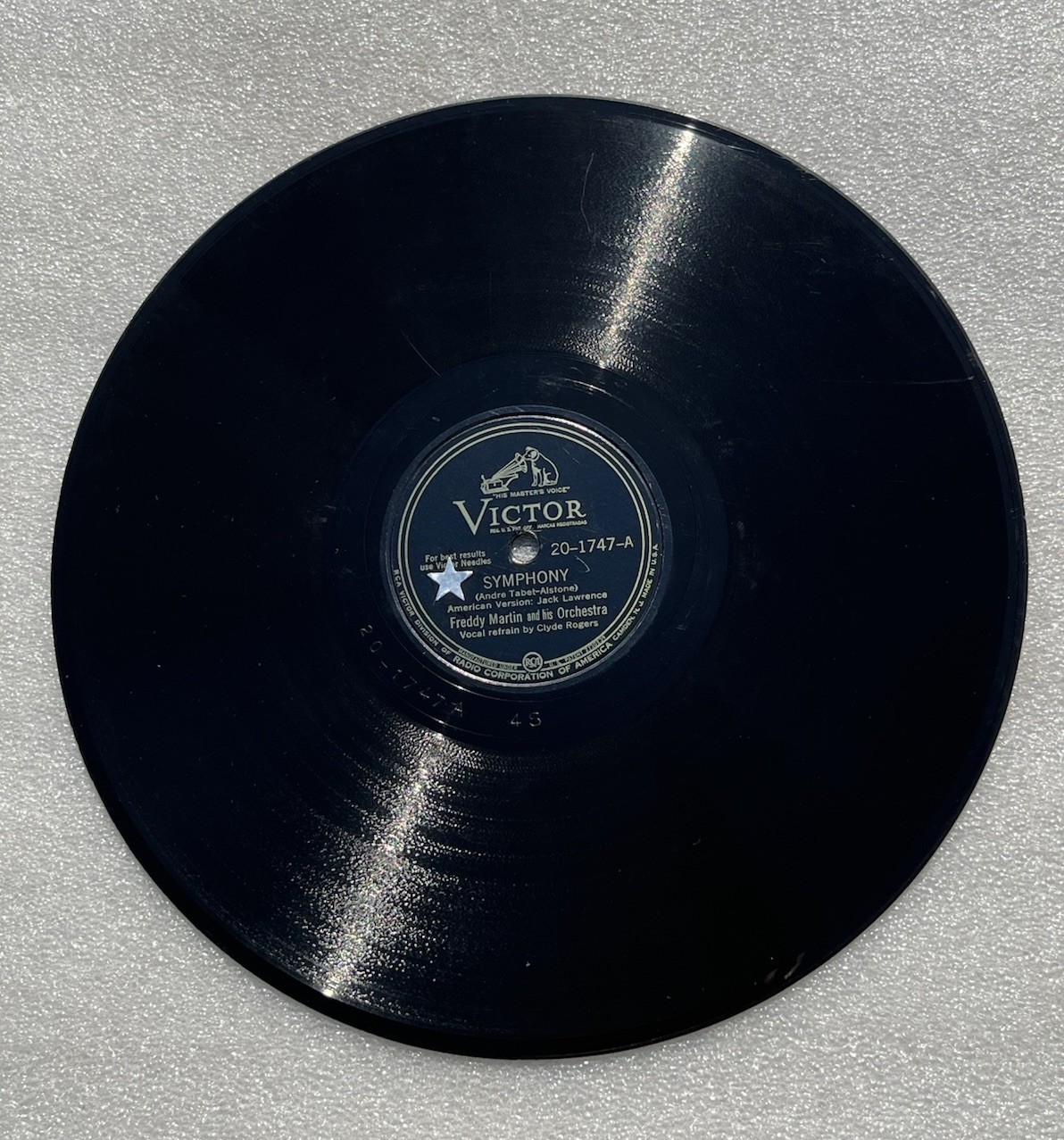 Freddy Martin Symphony / In The Middle Of May (1945) Victor 20-1747 10” 78RPM