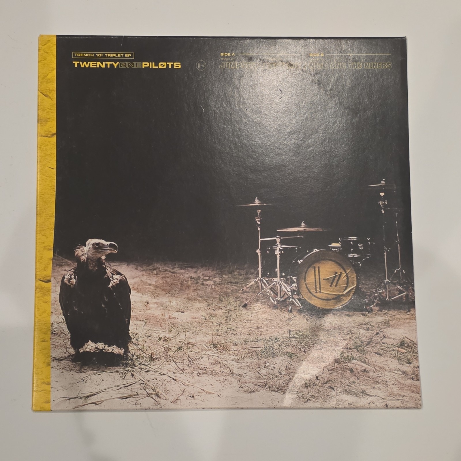 Twenty One Pilots - Trench 10