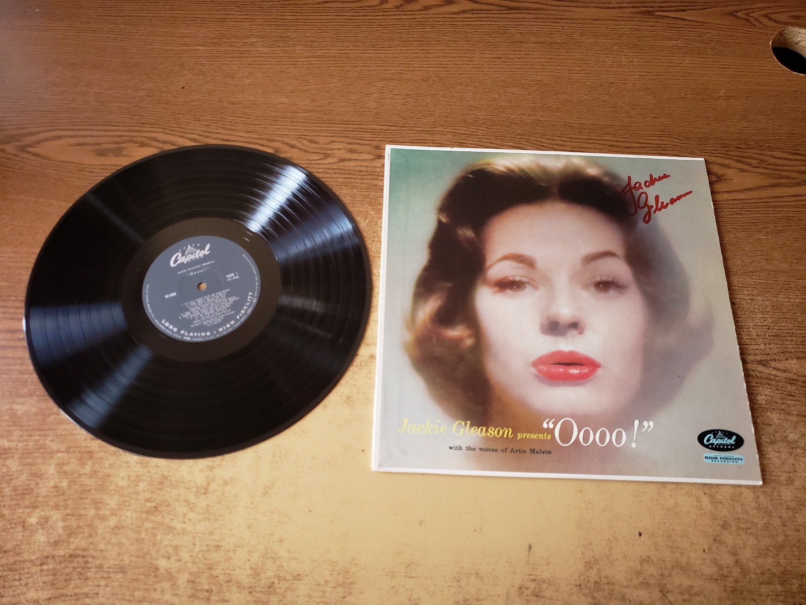 autographed 1950s excellent jackie gleason presents Ooooo lp33 no ringwear