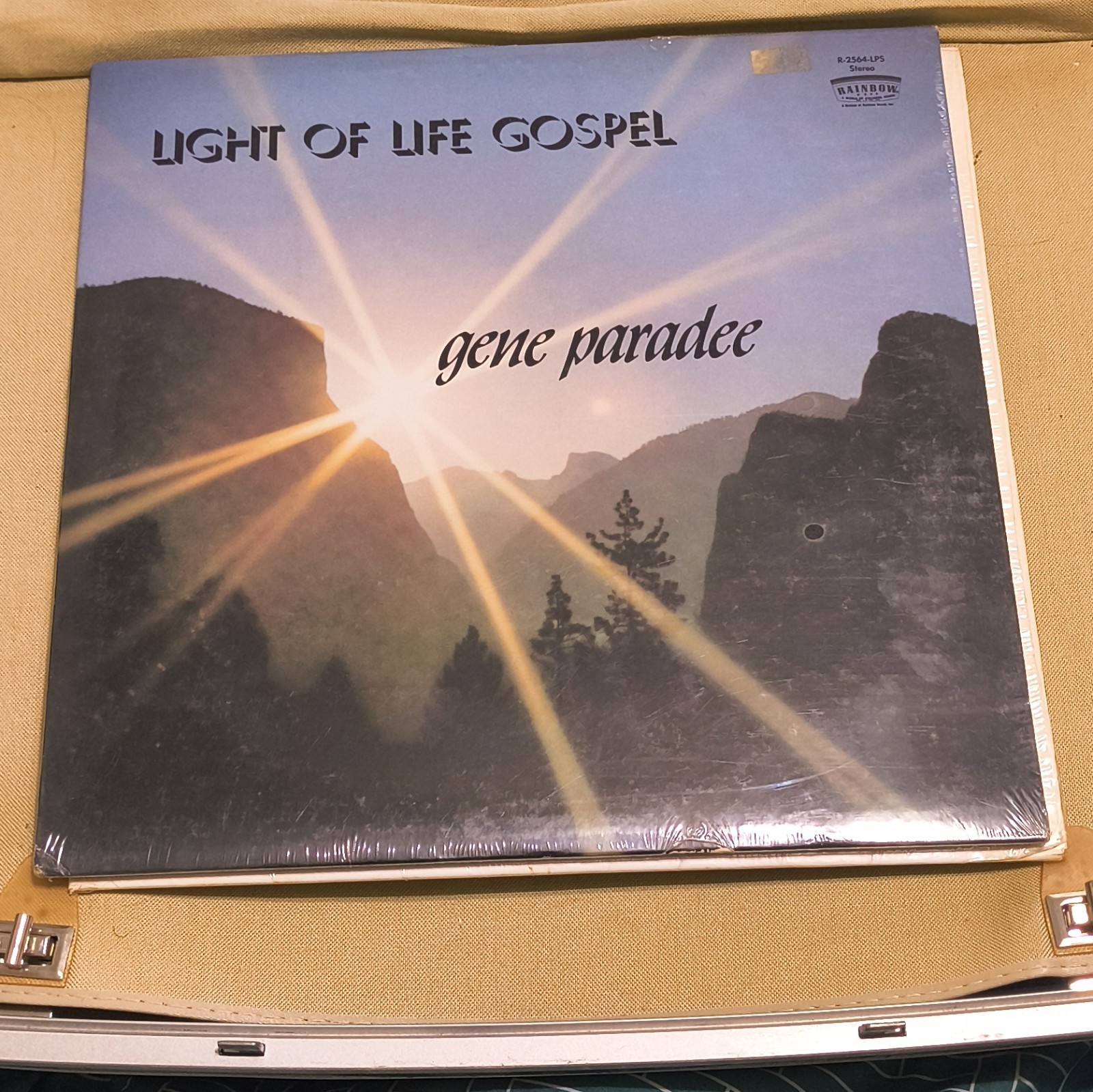 Gene Paradee Light of Life Gospel 12\