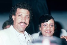 Musician Lionel Richie Brenda Harvey at Lionel Richie Press Confer- Old Photo 6 picture