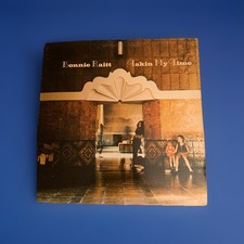 Bonnie Raitt vinyl taking my time LP picture