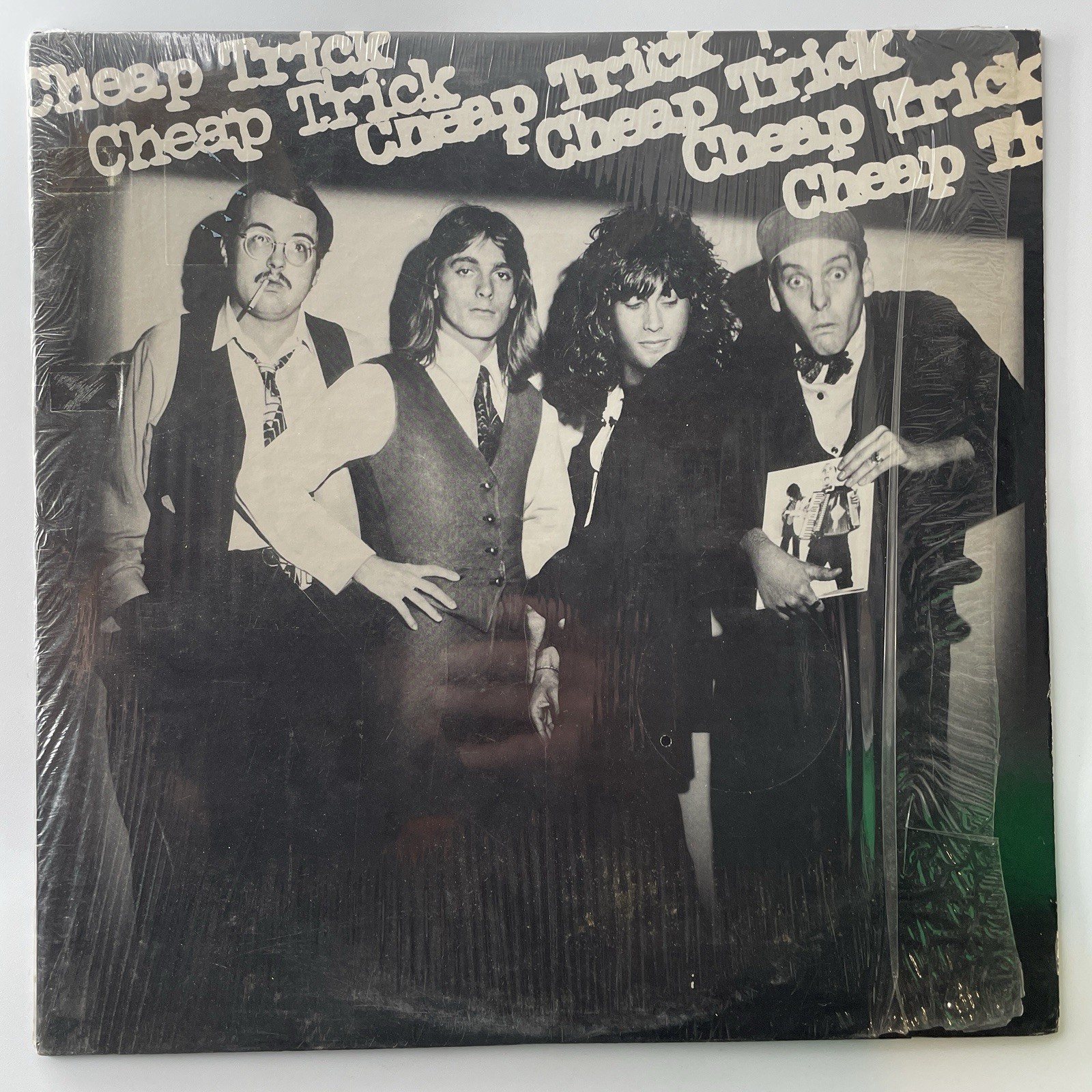 CHEAP TRICK Cheap Trick 1977 1ST PRESSING EX/NM- SHRINK Epic PE 34400 VINYL LP