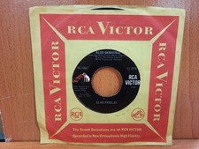 45 / Elvis Presley / 1965 / Blue Christmas / Santa Claus Is Back In.. / 447-0647 picture