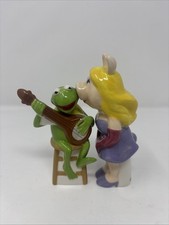 Disney Muppets Kermit Miss Piggy Banjo Salt And Pepper Shakers Ceramic License picture