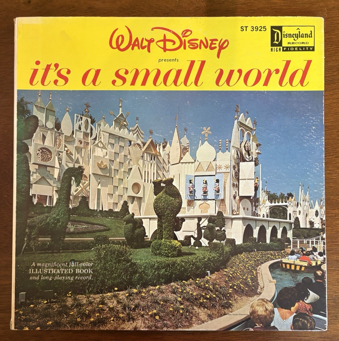 Walt Disney It’s a Small World Disneyland Records ST-3925 LP + Illustrated Book