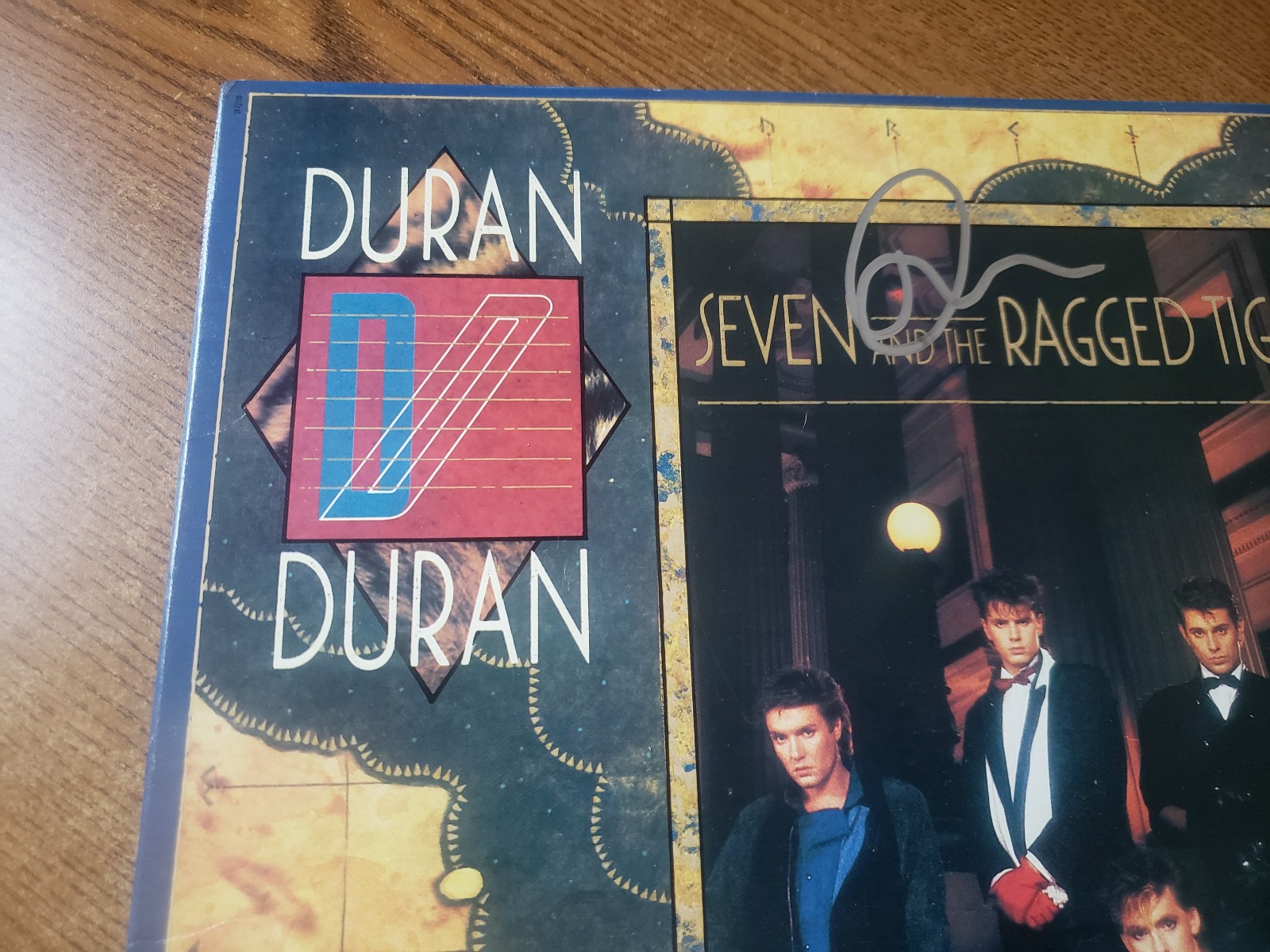 1980s VG++/VG+ HAND SIGNED ROGER TAYLOR Duran Duran-7 & Ragged Tiger COVER NO LP