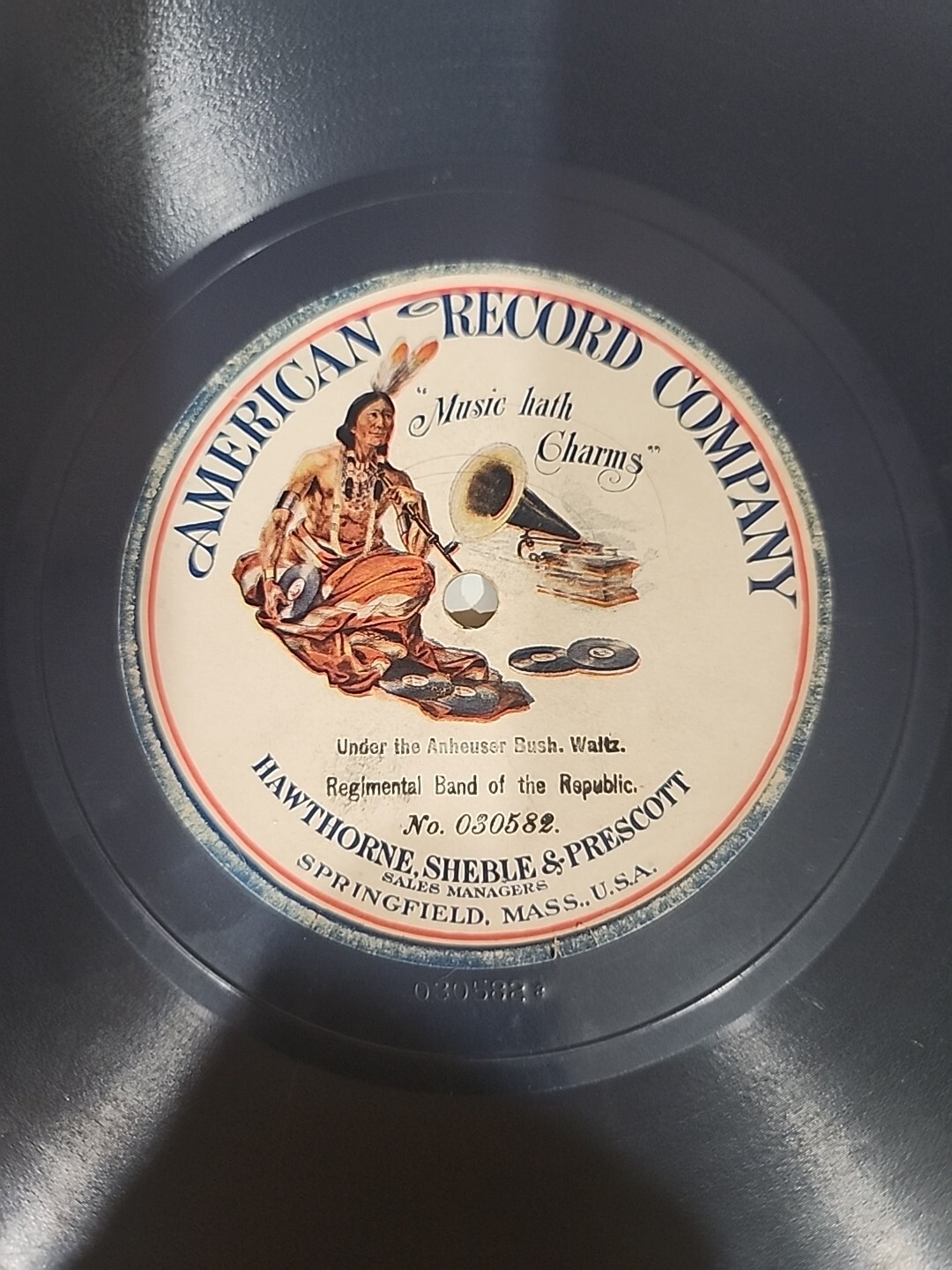 Antique 1904 BLUE American Record Company 78 rpm UNDER THE ANHEUSER BUSH 030582