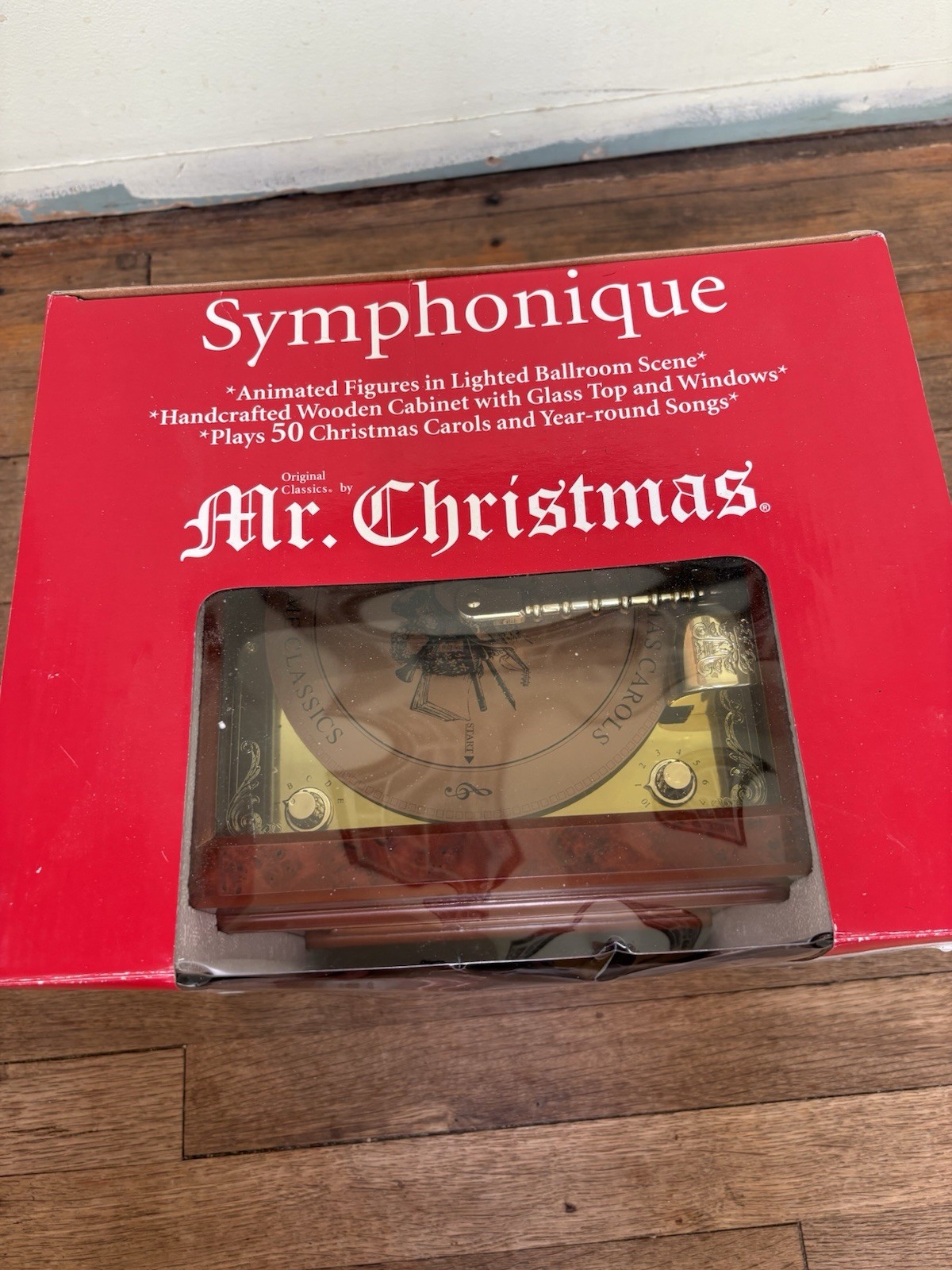 New Symphonique  Vintage CD Player, Original Classics By Mr. Christmas