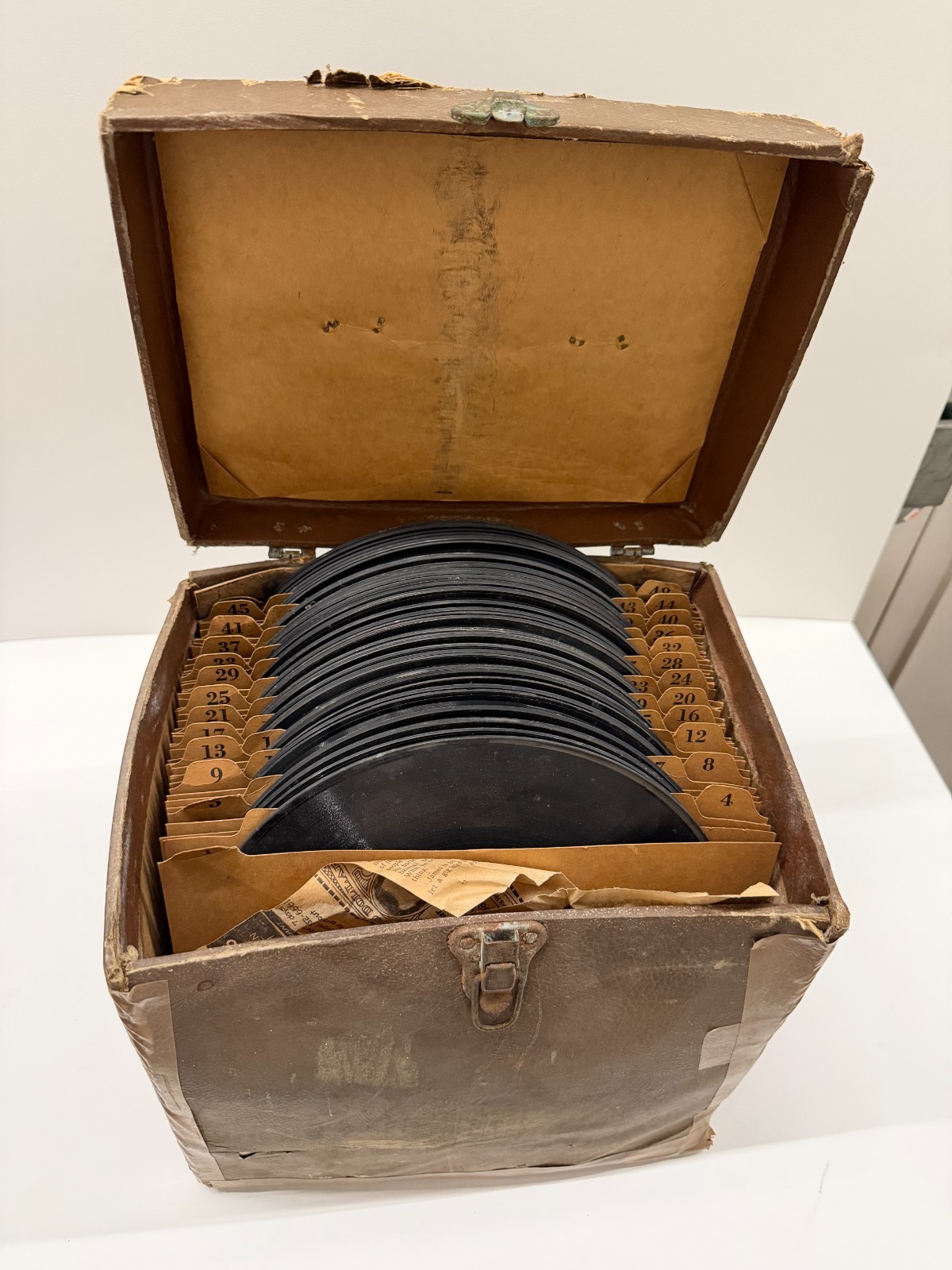Vintage 78 RPM Record Collection w/ Carrying Case 40+ Records Jazz Classical