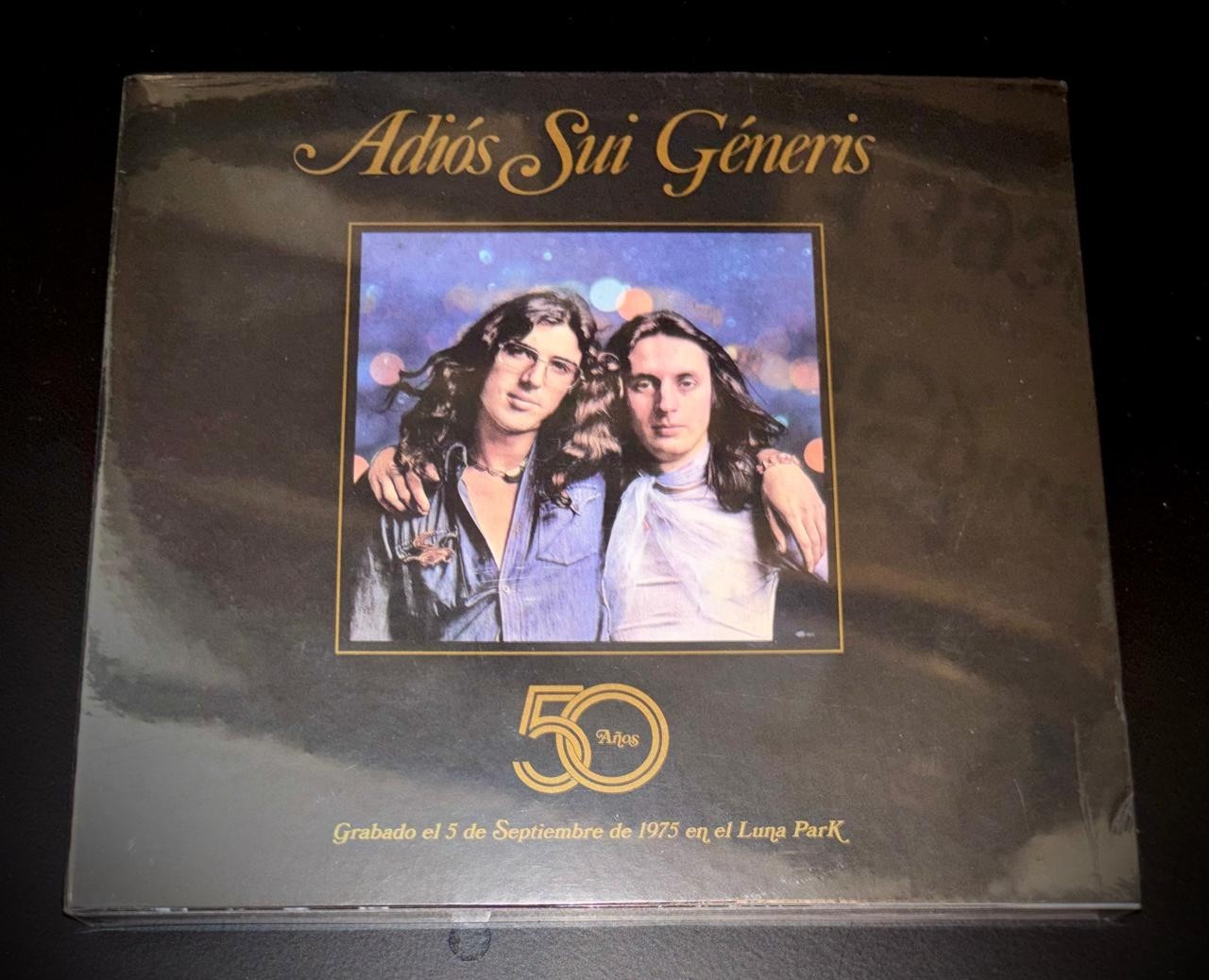 SUI GENERIS - ADIOS SUI GENERIS 50 AÑOS Edition (New Remastered 2 CD Sealed)
