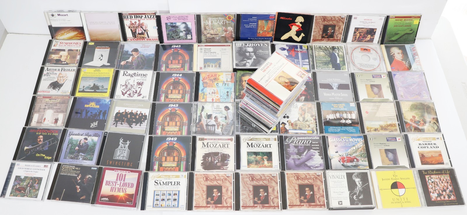 Huge Lot of 82 mixed Classical/Jazz/40s 50s /Etc. Music CDs in Cases